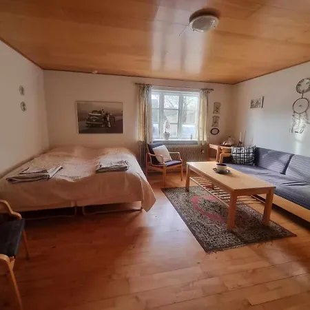 Living On Organic Leisure Farm *